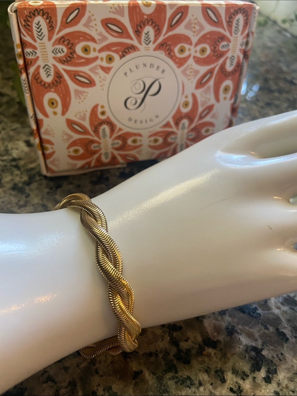Plunder Gold Thick Serpentine Bracelet